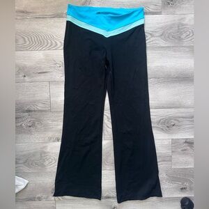 Women's Black and Blue Yoga Pants
